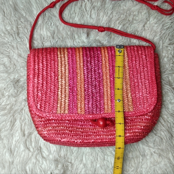 Vintage Genie Straw Crossbody Bag - Picture 2 of 8